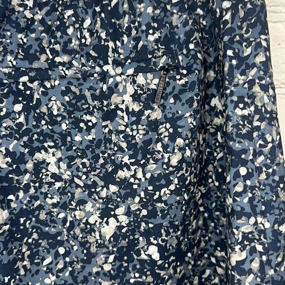 Athleta Womens Blue Gray Running Shorts Athleisure size 4 - Picture 6 of 10